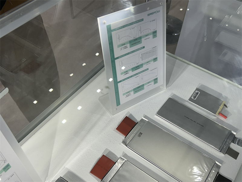 低溫、高倍率、高壓電芯